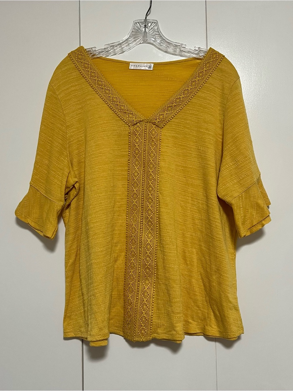 Retrology Women’s Plus 1X Mustard Yellow Boho Embroidered V-Neck Tunic Top